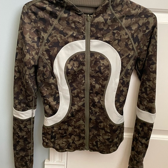 Lululemon lot - Picture 5 of 14